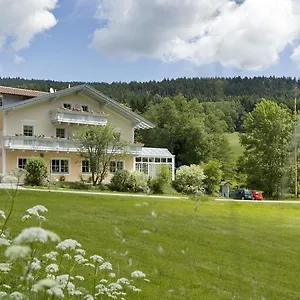 3* Gasthuis Landgasthof Zum Hirschenstein, Garni
